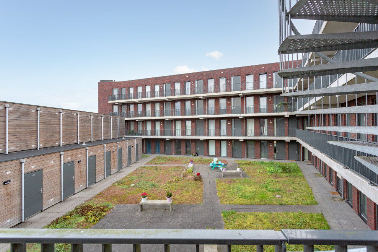 Bert Haanstrakade 2072, 1087 HR, Amsterdam