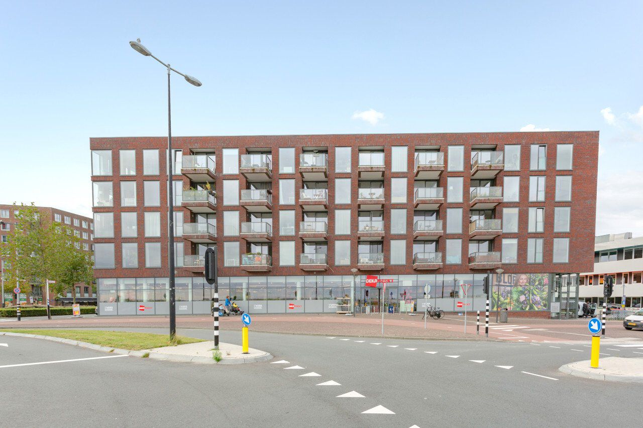 appartementen te huur op Bert Haanstrakade 2082
