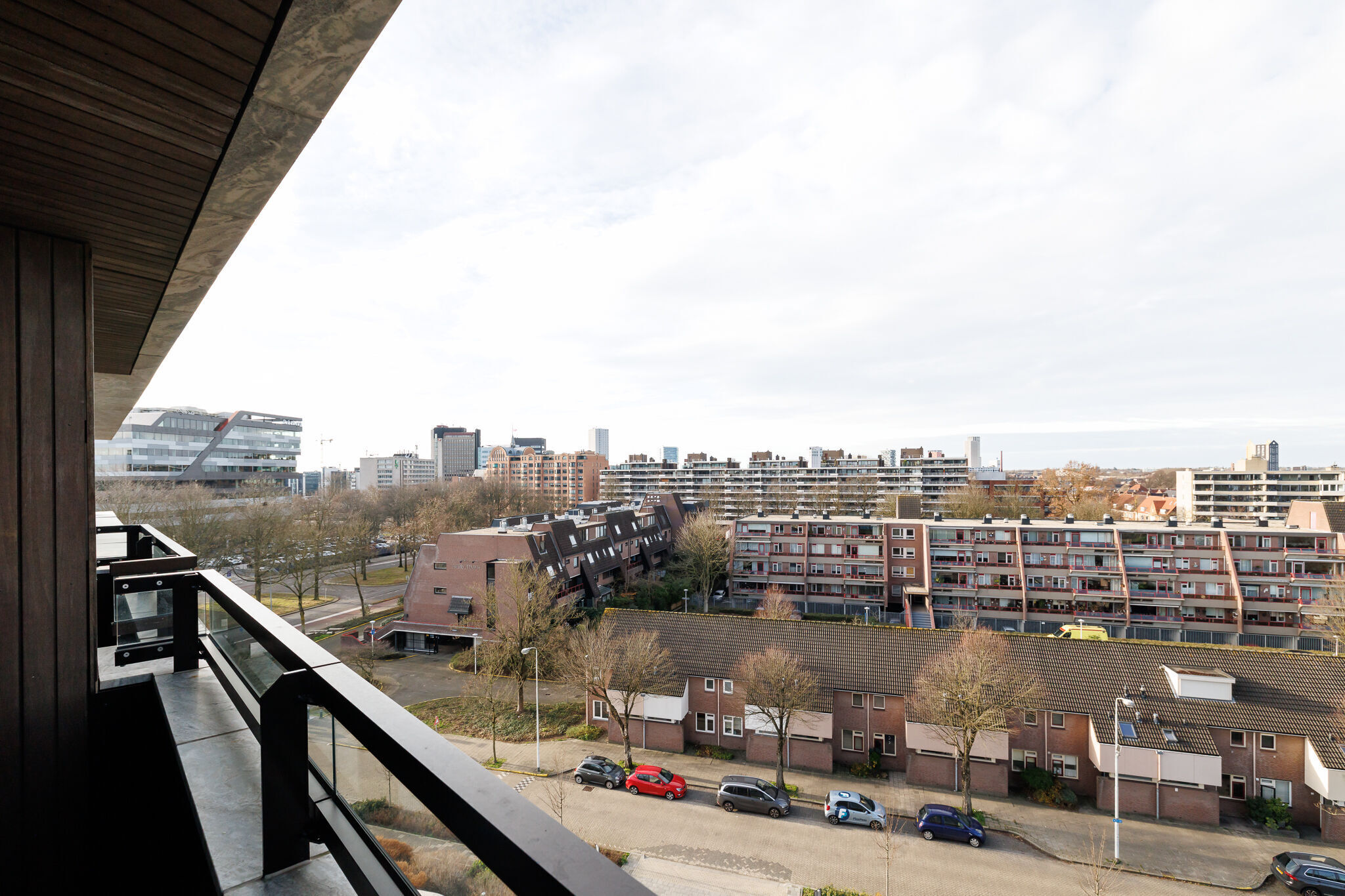 apartments for rent on Vincent Van Den Heuvellaan 333