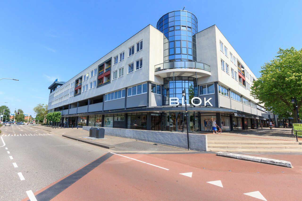 free-sector-houses for rent on Amstelplein 341