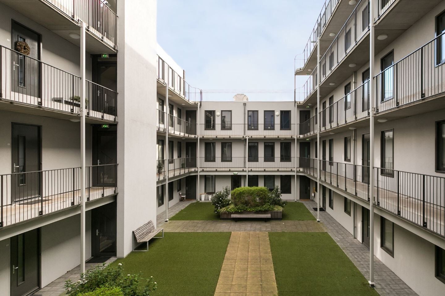 free-sector-houses for rent on Hertogplein 43