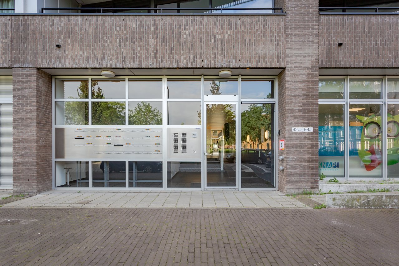 F Dietrich Kahlenbergstr 56-A, 1087LL, Amsterdam